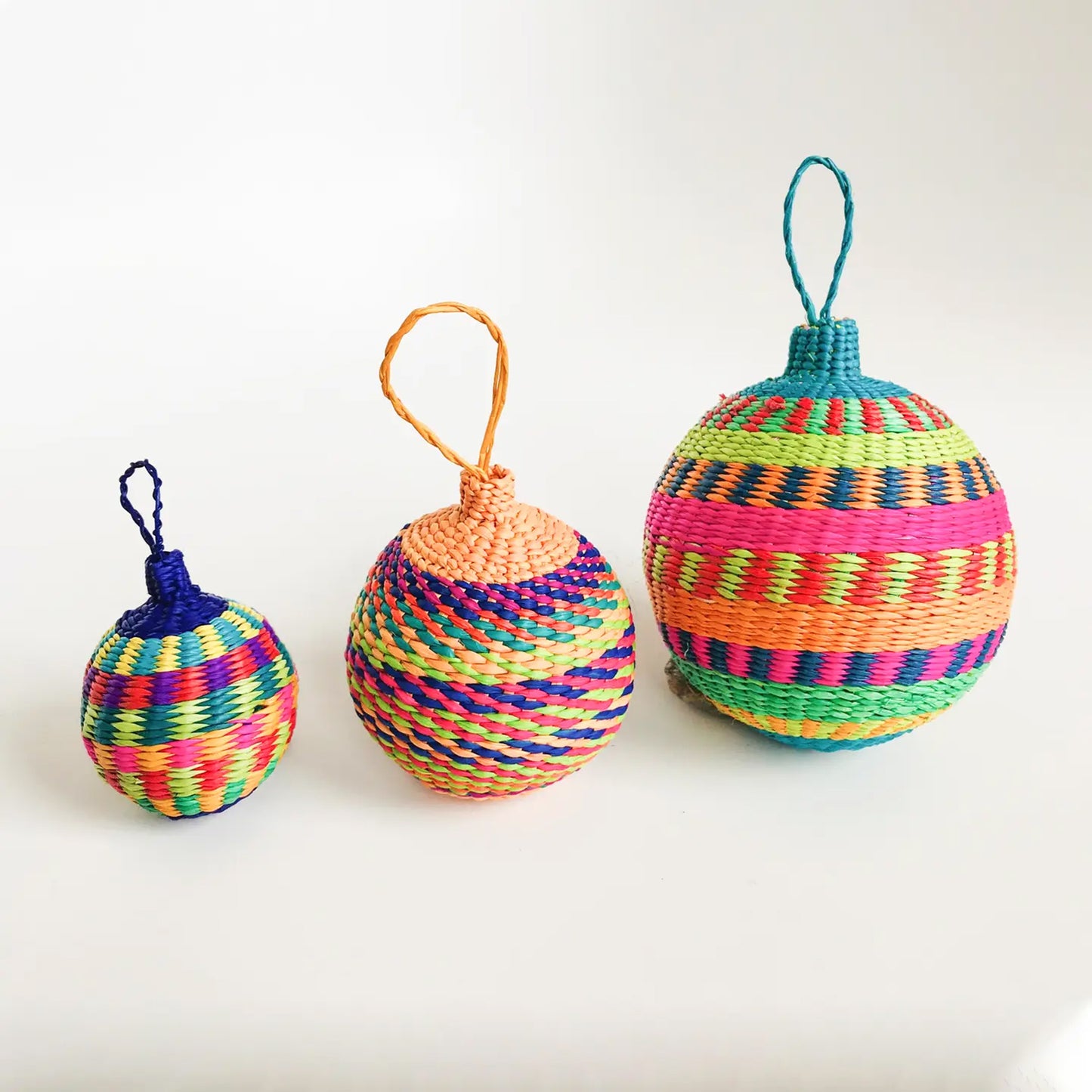 Handwoven Iraca Holiday Ornaments (Assorted Sizes)